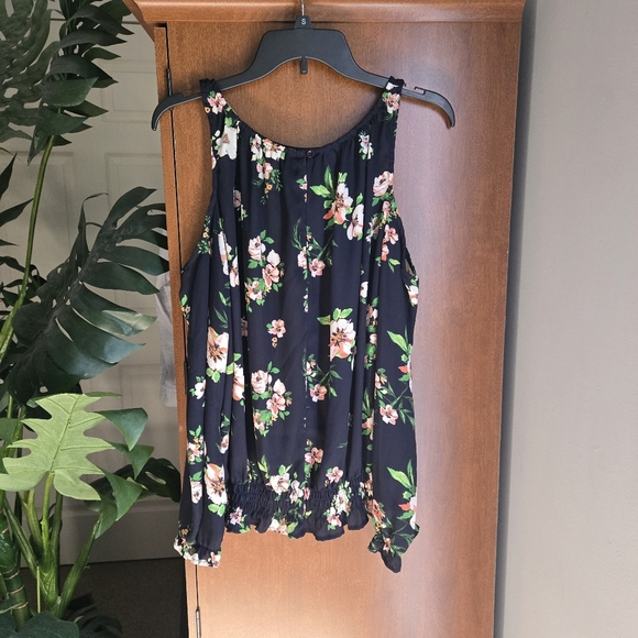 Floral Cold Shoulder Top - Blue With Pink Flowers - Picture 2 of 3